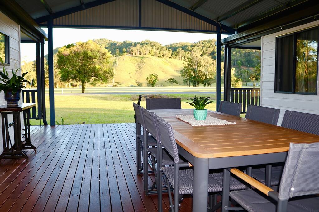 Daintree village parkview balcony
